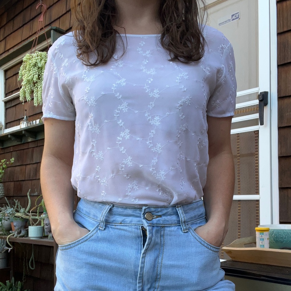 Medium The Limited America sheer white floral blouse